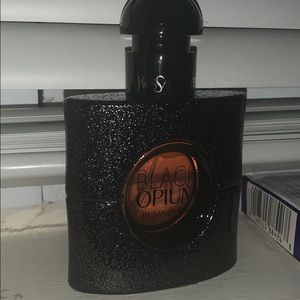 Ysl black opium